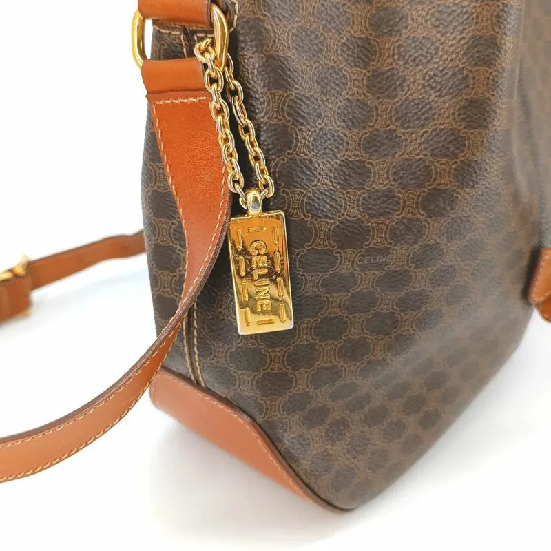 ra031-celine-bucket-bag