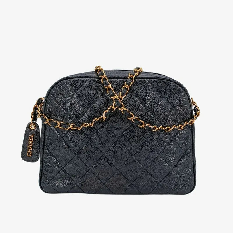 ju213-chanel-vintage-black-caviar-leather-quilted-camera-bag