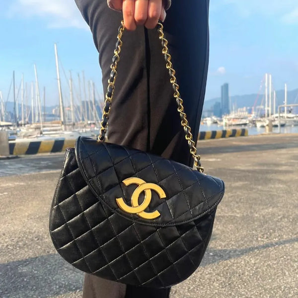 JT578 - CHANEL Vintage Black Lambskin Half Moon Flap Bag – Lovintage