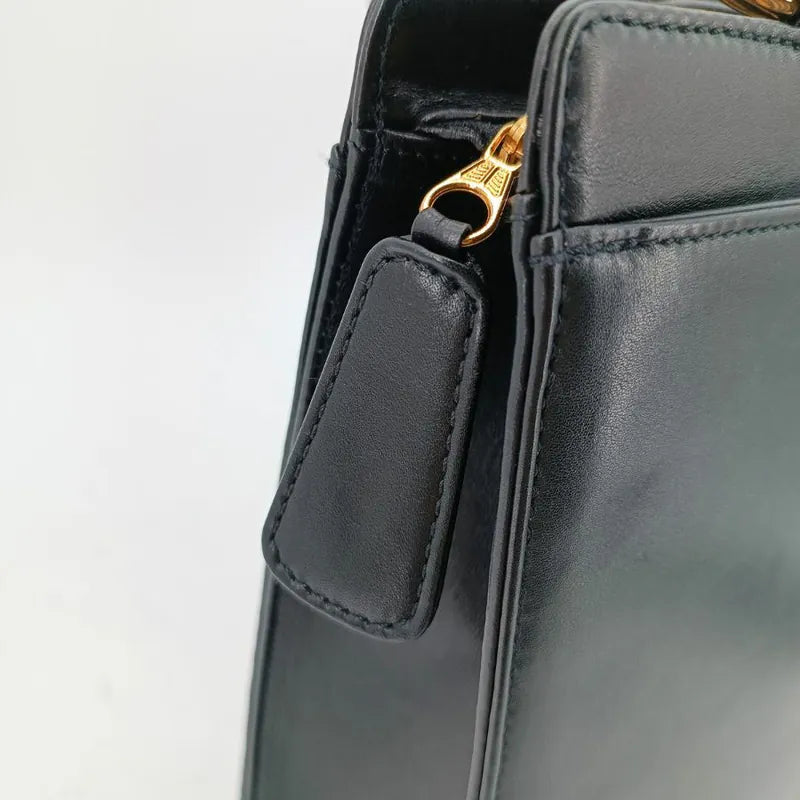 ra556-chanel-vintage-black-lambskin-embroidered-logo-tote-bag