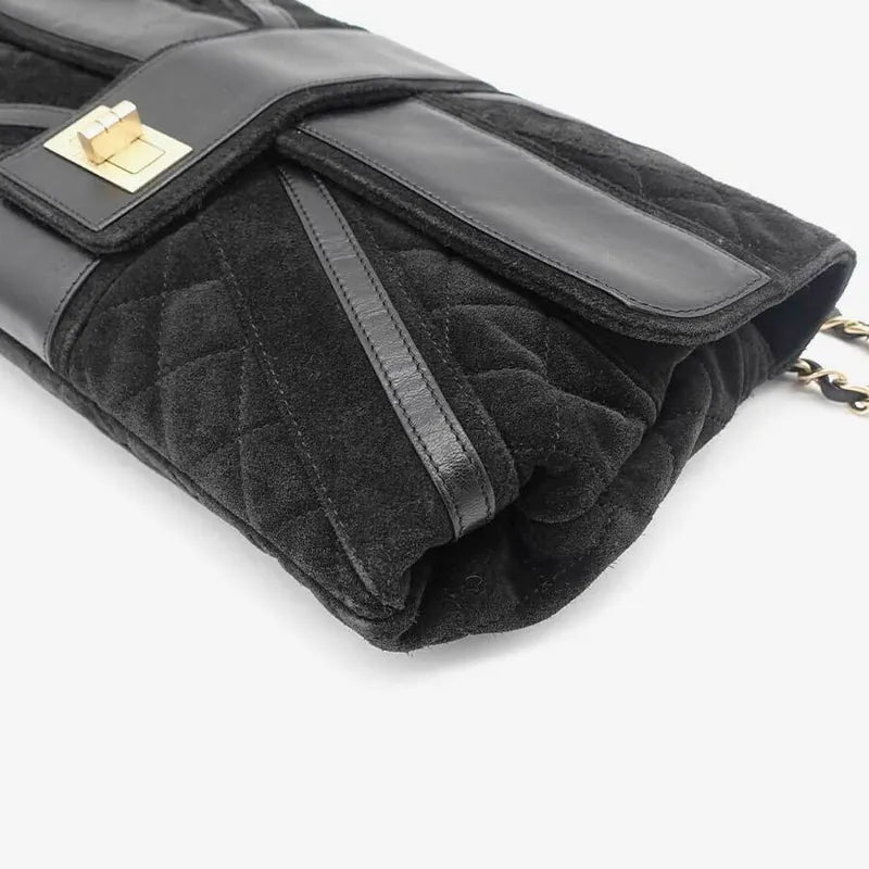 js302-chanel-black-suede-255-flap-bag