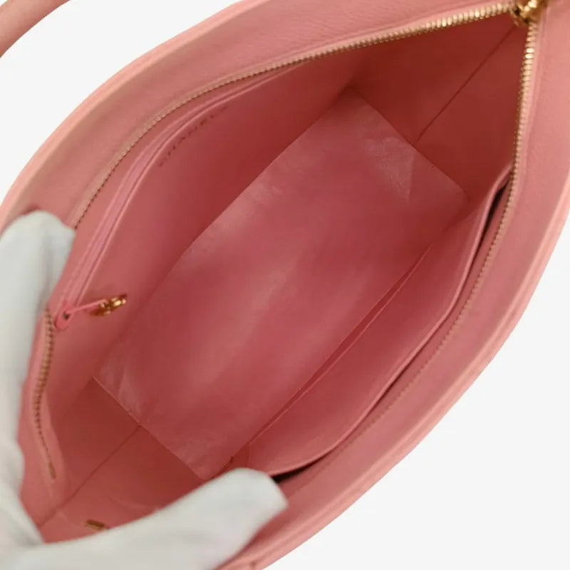 ju685-chanel-vintage-pink-caviar-leather-1804-tote-bag