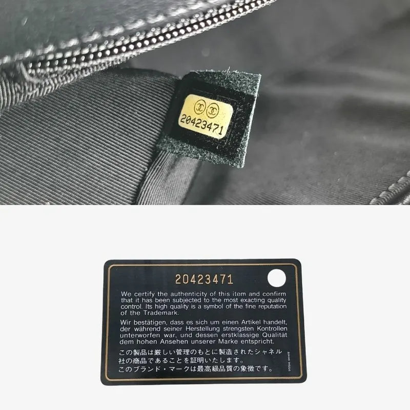 c400-chanel-large-boy-black-calfskin-28cm-flap-bag