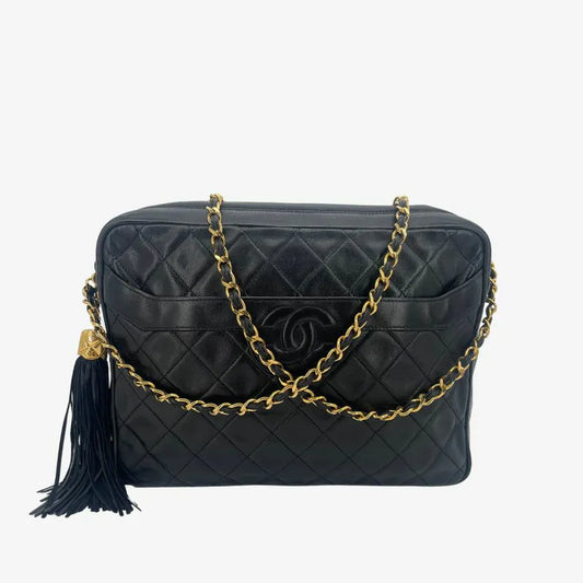 rc244-chanel-vintage-black-lambskin-tassel-camera-bag