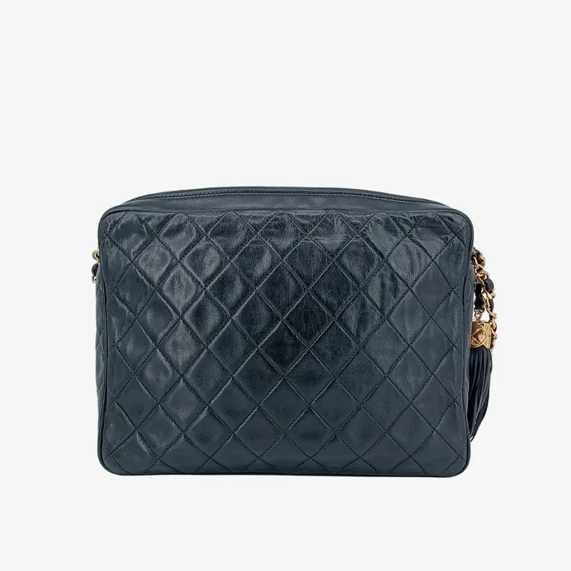 jr668-chanel-vintage-black-lambskin-tassel-camera-bag