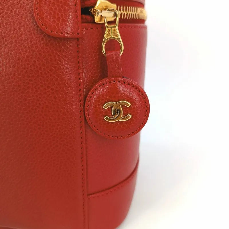 js658-chanel-vintage-red-caviar-leather-cosmetic-bag