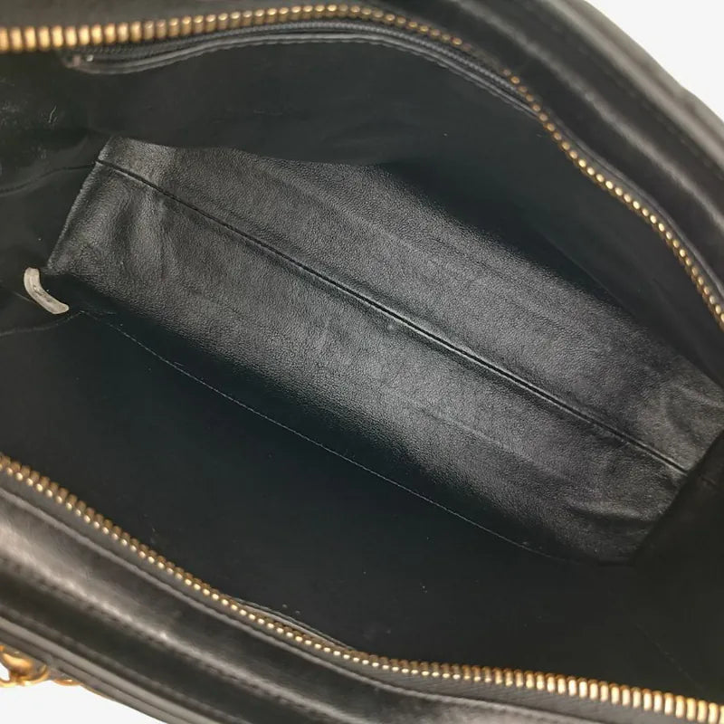 rb913-chanel-vintage-black-lambskin-tote-bag