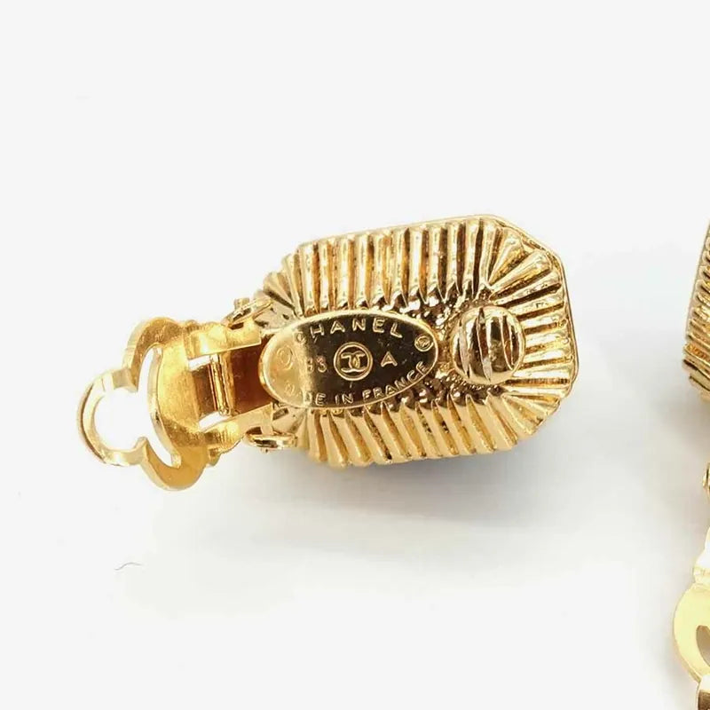 jr750-chanel-vintage-blue-glass-crystal-earrings