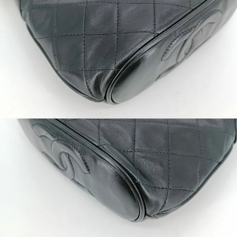 c437-chanel-vintage-black-lambskin-quilted-camera-bag