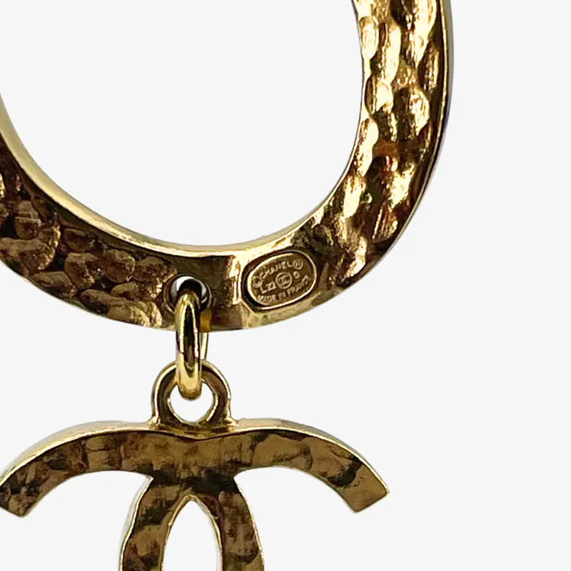 jy431-chanel-vintage-2022-gold-plated-cc-drop-logo-earrings