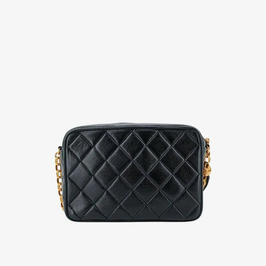 rb884-chanel-vintage-black-lambskin-gold-chain-camera-bag