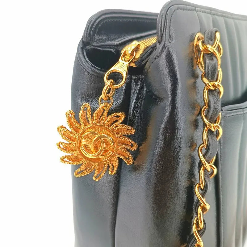 jt106-chanel-vintage-black-lambskin-sun-flower-charm-tote-bag