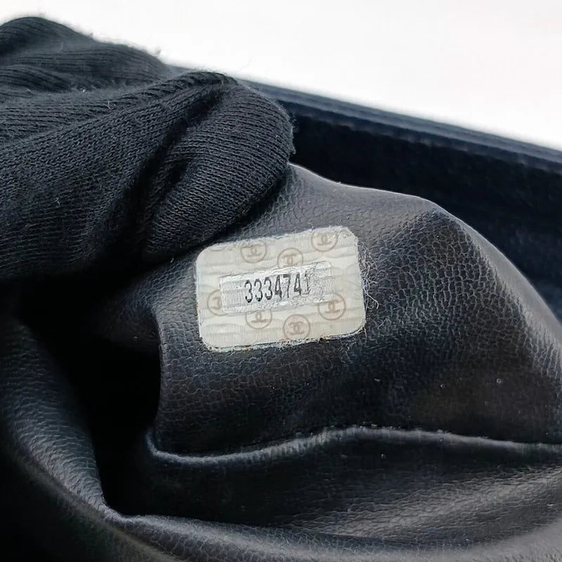 ra382-chanel-vintage-navy-caviar-leather-triple-cc-tote-bag