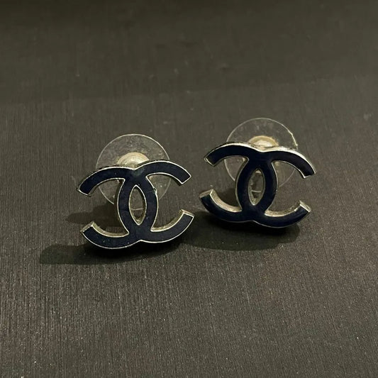 rc447-chanel-cc-logo-earrings