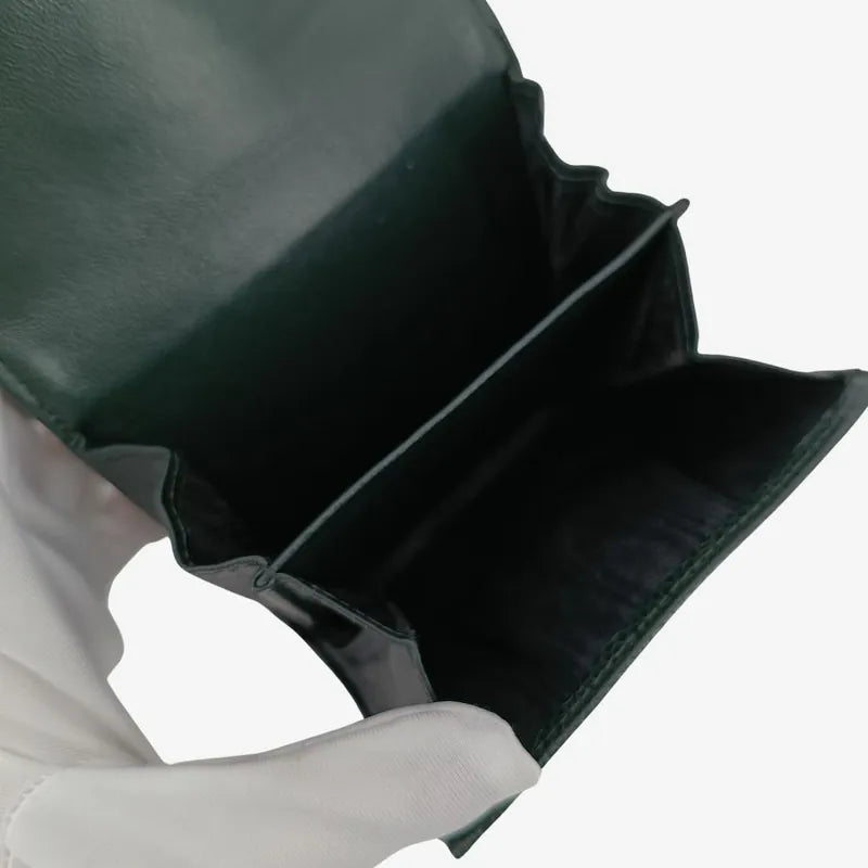 ju280-chanel-vintage-dark-green-caviar-leather-bifold-wallet