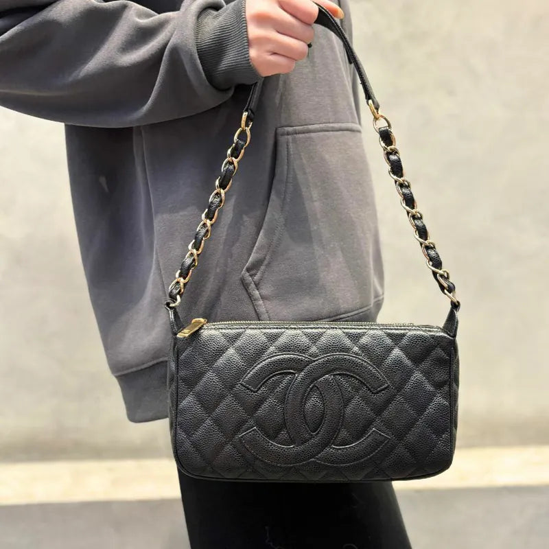 rb953-chanel-vintage-black-caviar-leather-quilted-handbag