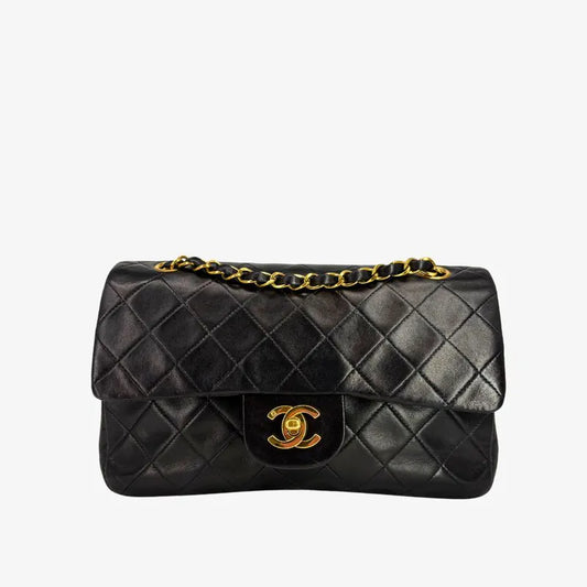 RG073 - CHANEL Vintage Black Lambskin 23cm Classic Flap Bag