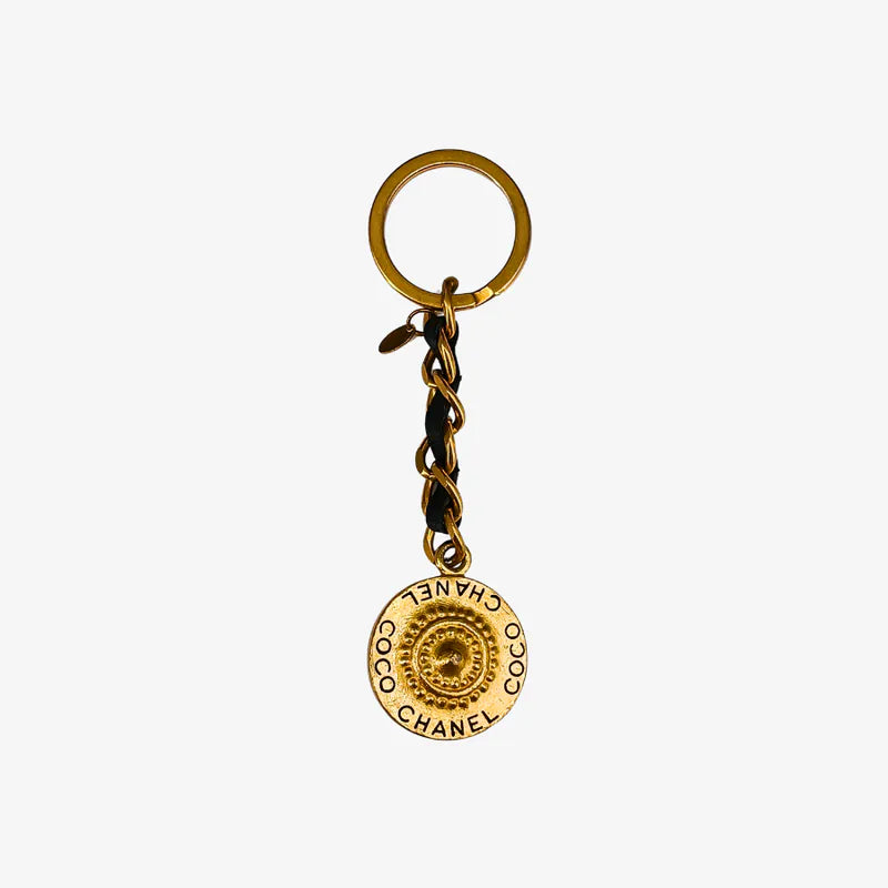 rb519-chanel-gold-key-ring