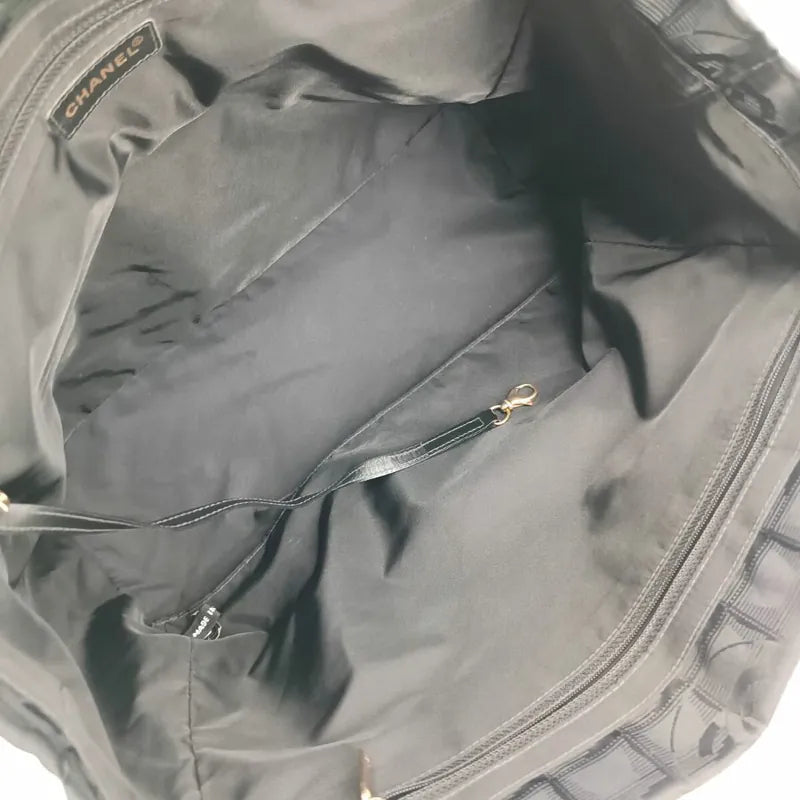 jt038-chanel-vintage-black-nylon-tote-bag