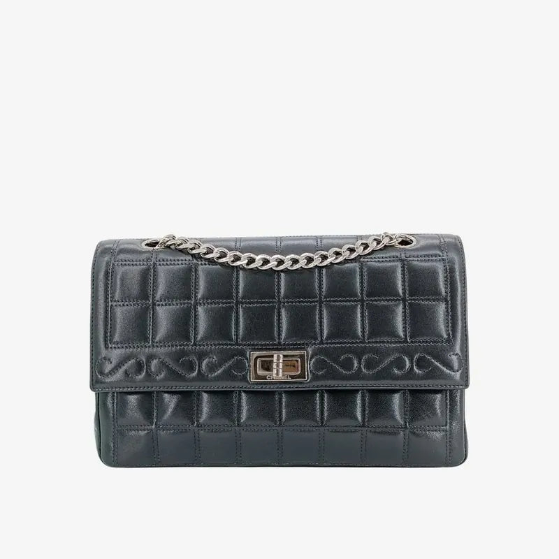 c505-chanel-vintage-black-lambskin-checked-255-flap-bag