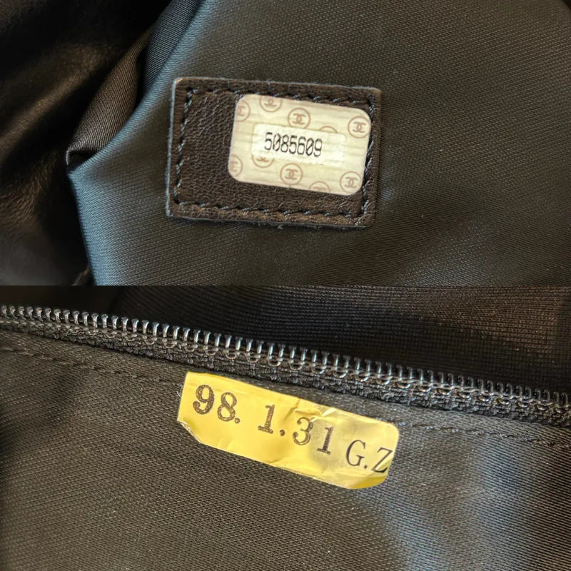 rb143-chanel-vintage-black-lambskin-flap-bag