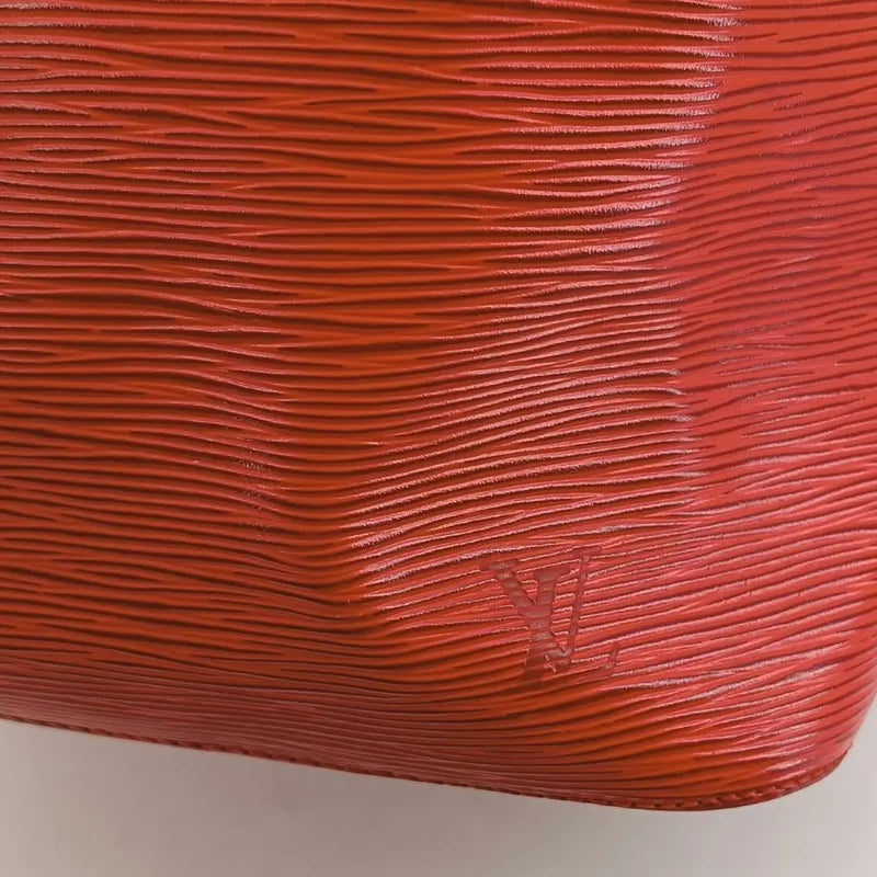 jr704-louis-vuitton-red-noe-bucket-bag