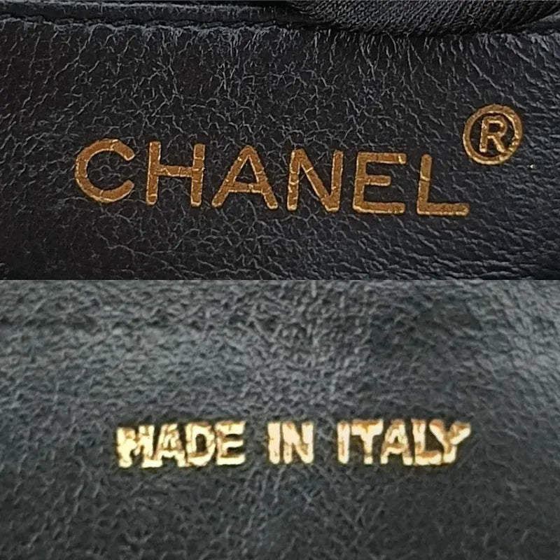 jw206-chanel-vintage-black-lambskin-tassel-camera-bag