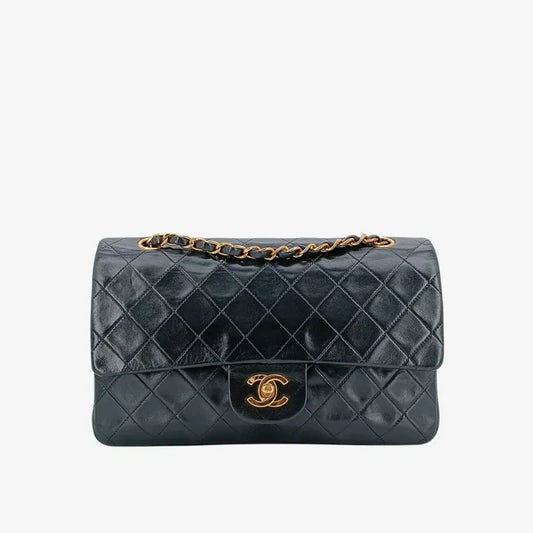 jr524-chanel-vintage-black-lambskin-25cm-classic-flap-bag