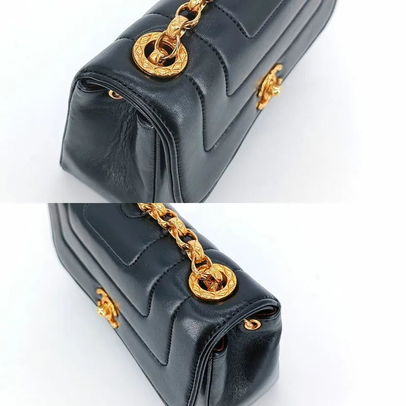 ra200-chanel-vintage-black-lambskin-gold-chain-flap-bag