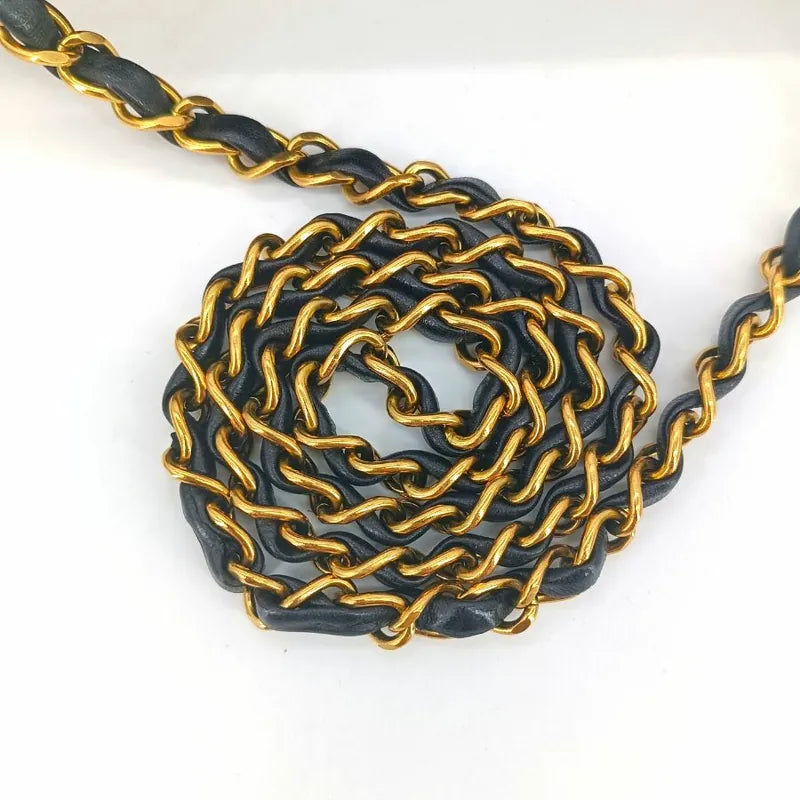 jt154-chanel-vintage-black-lambskin-25cm-classic-flap-bag