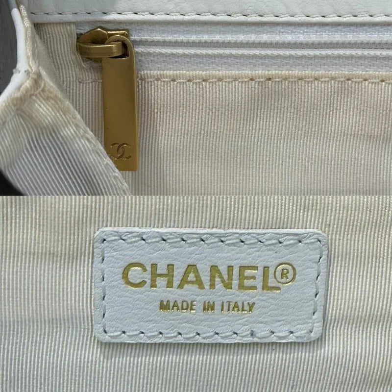 jw441-chanel-vintage-peach-satin-chocolate-bar-flap-bag