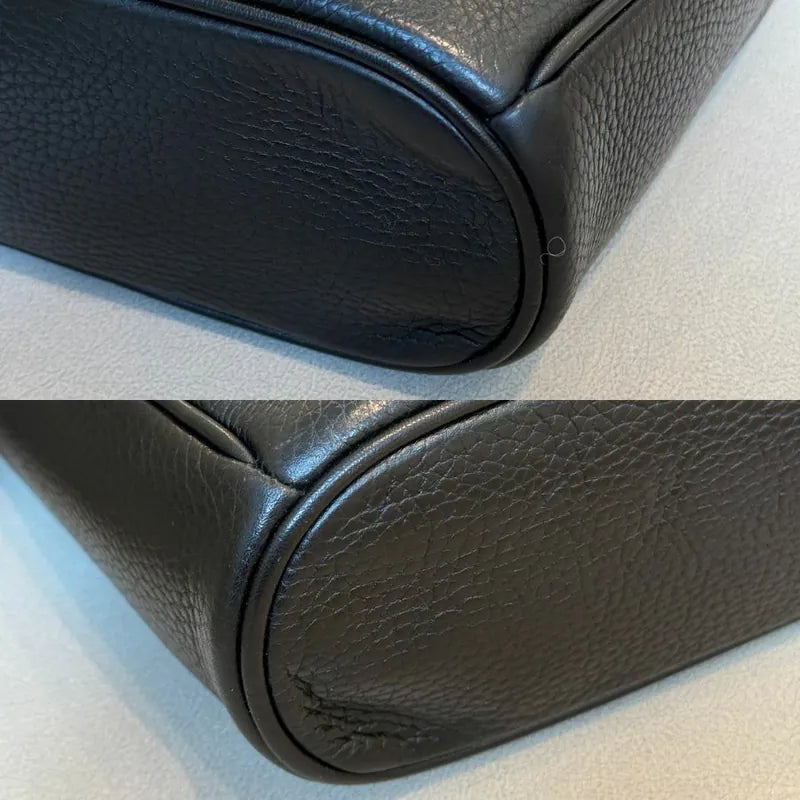 jw411-gucci-90-s-vintage-black-caviar-leather-interlocking-shoulder-bag