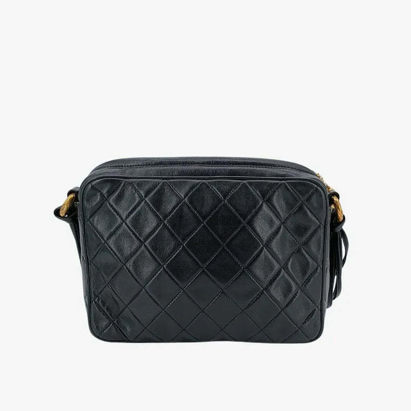 rb122-chanel-vintage-black-lambskin-tassel-camera-bag