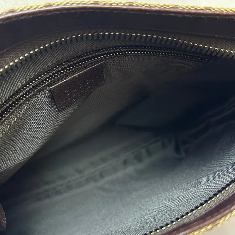 js899-gucci-brown-canvas-bag