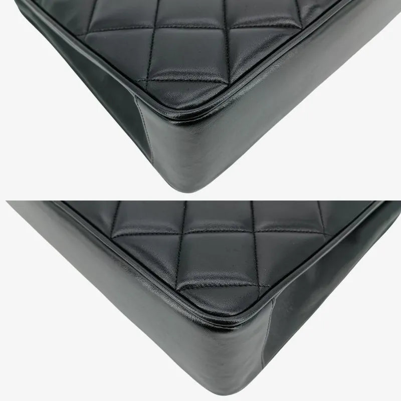 jt913-chanel-vintage-black-lambskin-tote-bag