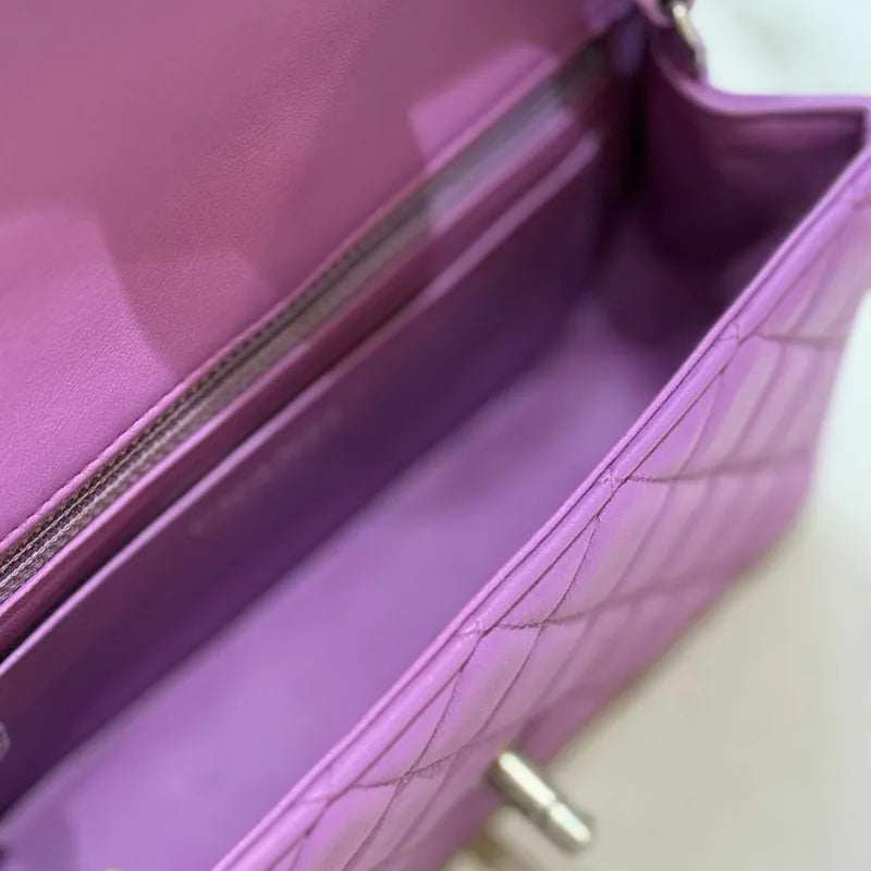 c541-chanel-vintage-purple-lambskin-classic-flap-bag