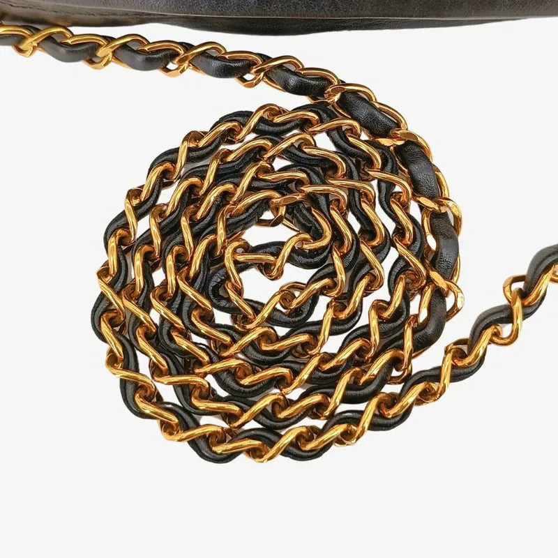 jw234-chanel-vintage-black-lambskin-quilted-camera-bag