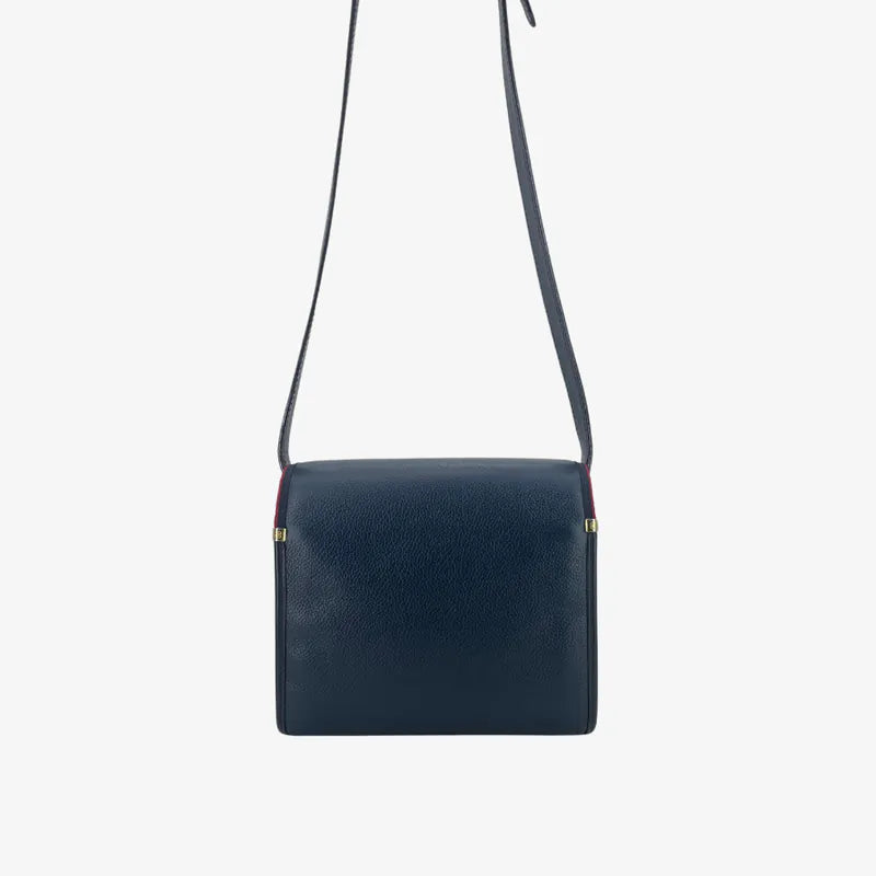 jx339-gucci-vintage-black-leather-shoulder-bag