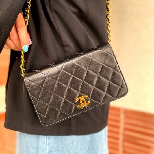 jah94-chanel-vintage-black-lambskin-full-flap-bag