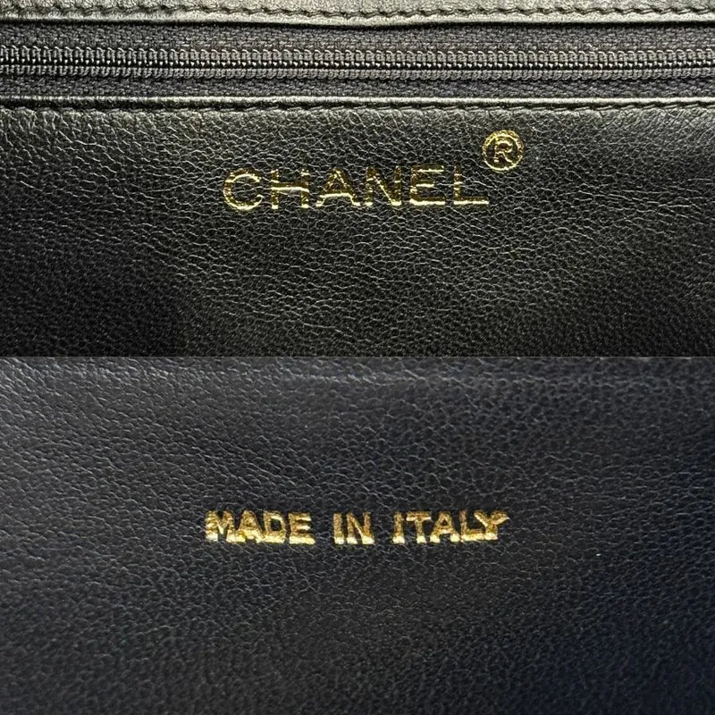 rc721-chanel-vintage-black-lambskin-quilted-flap-bag