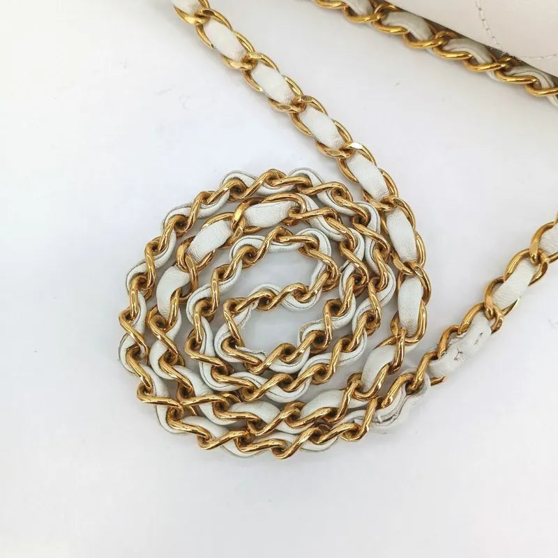 ra166-chanel-vintage-white-lambskin-25cm-flap-bag