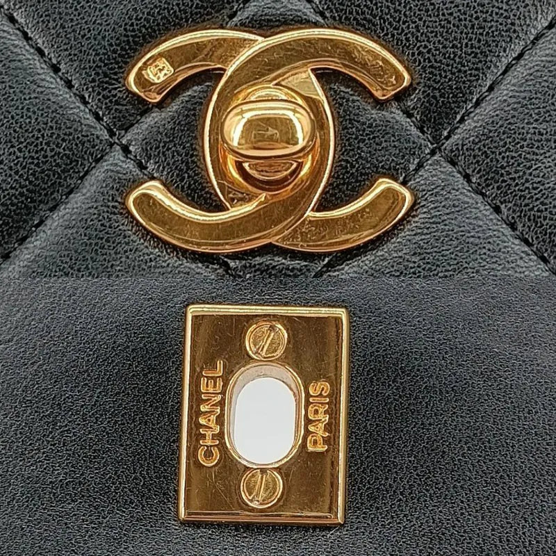 js997-chanel-vintage-black-lambskin-quilted-flap-bag