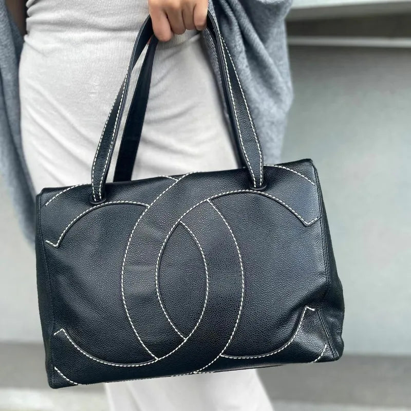 ra120-chanel-vintage-black-caviar-leather-cc-wild-stitch-handbag