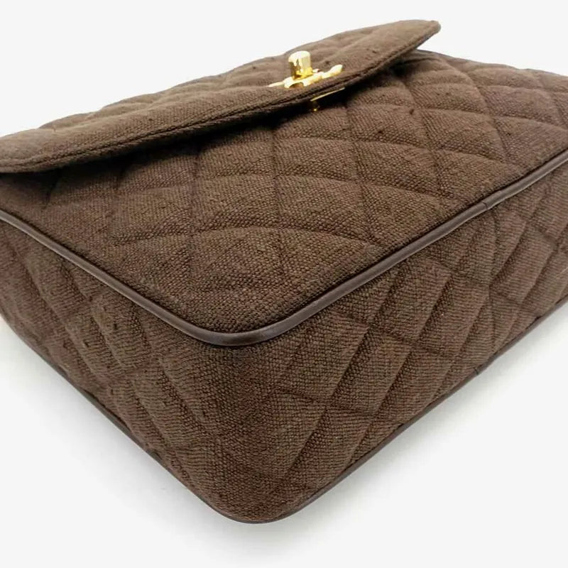 js011-chanel-vintage-brown-linen-gold-chain-camera-bag