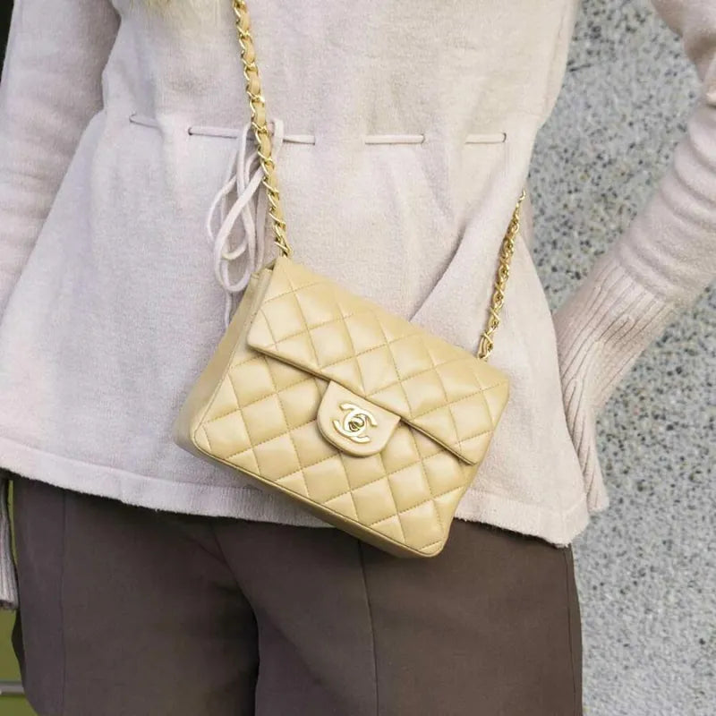 jr773-chanel-vintage-beige-lambskin-17cm-mini-square-flap-bag