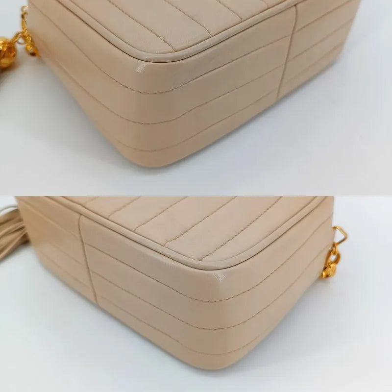 jt248-chanel-vintage-beige-lambskin-tassels-gold-chain-camera-bag