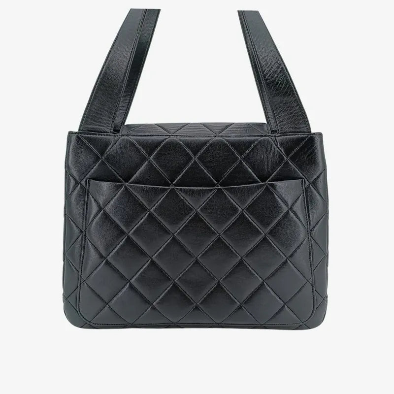 rb606-chanel-vintage-black-lambskin-quilted-handbag