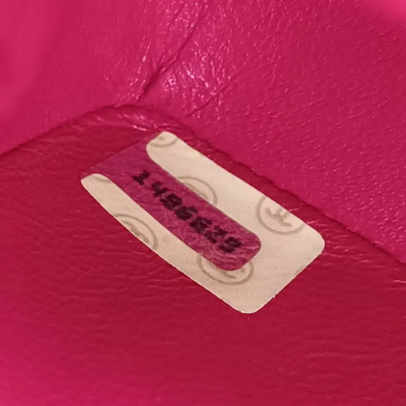 ra627-chanel-vintage-pink-lambskin-gold-chain-flap-bag