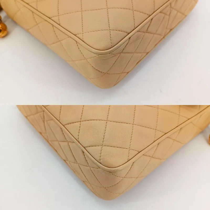 ra999-chanel-vintage-beige-lambskin-quilted-camera-bag
