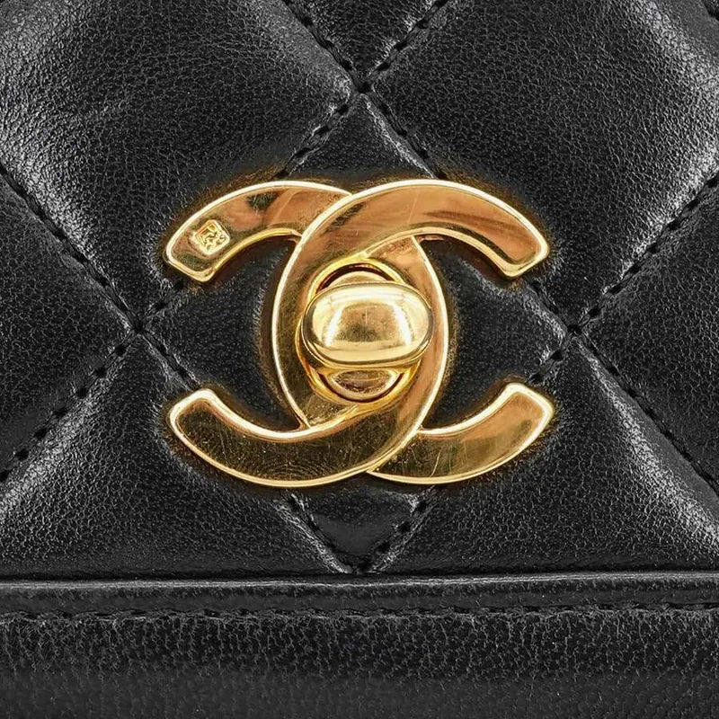 jr928-chanel-vintage-black-lambskin-trapezoid-flap-bag